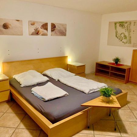 Ewighausen Ferienwohnung Haus Am See מראה חיצוני תמונה