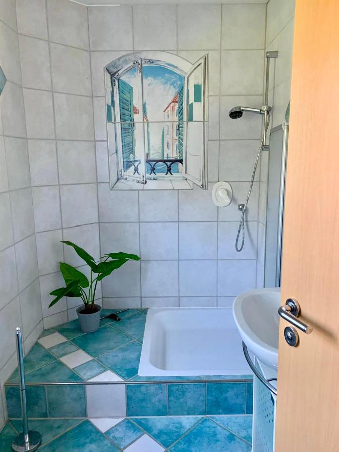 Ewighausen Ferienwohnung Haus Am See מראה חיצוני תמונה